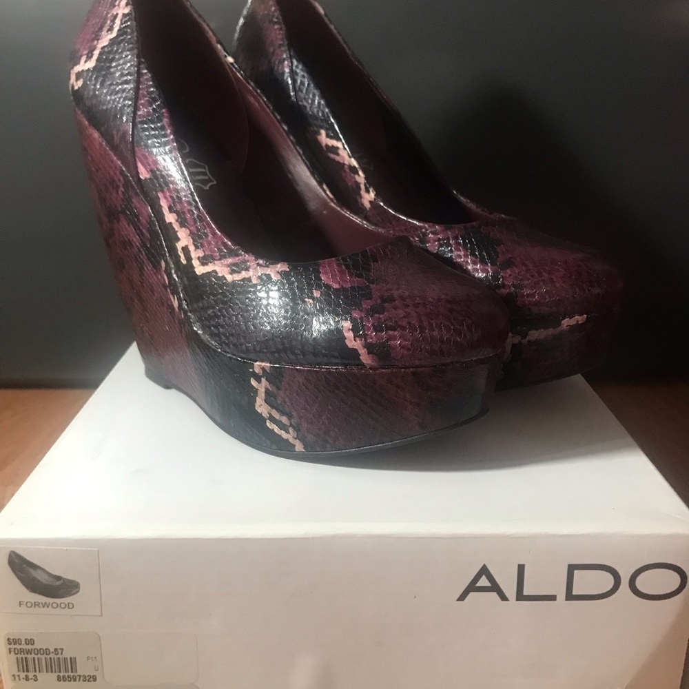 Purple snake skin wedges by Aldo brand new
